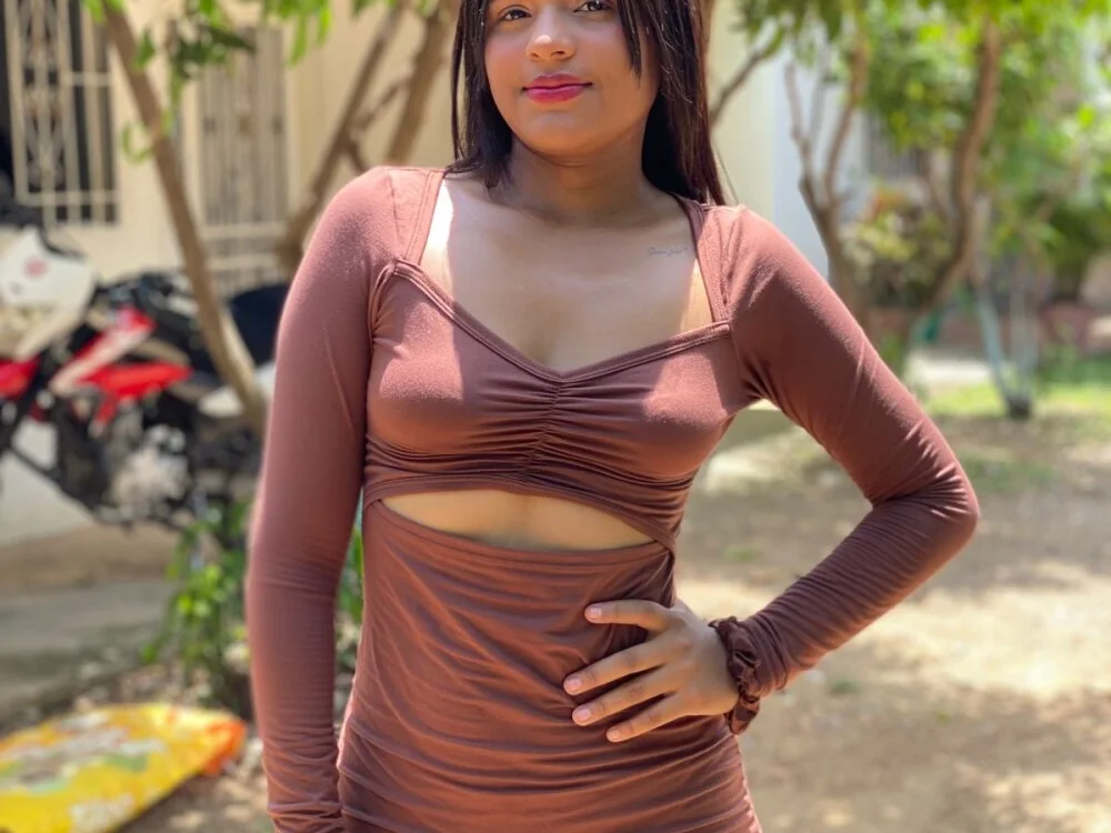 Salome_Duque's Offline XXX Chat