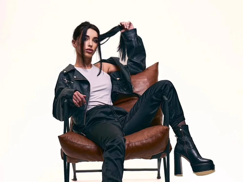 Vlada_Elfie Chat XXX offline