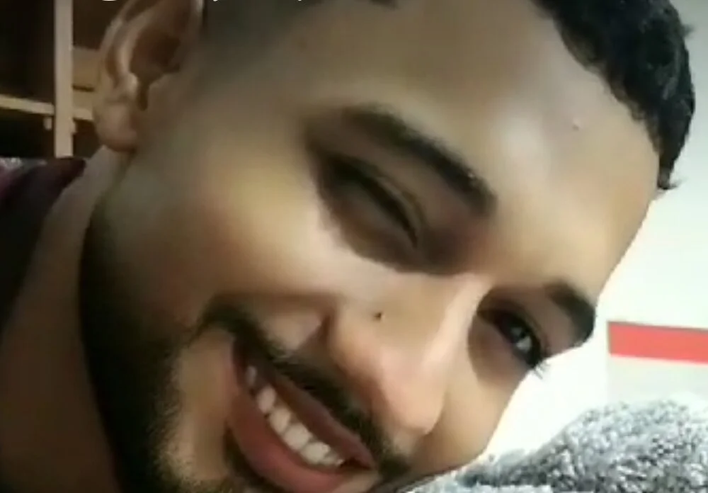 thono_'s Offline Chat Room