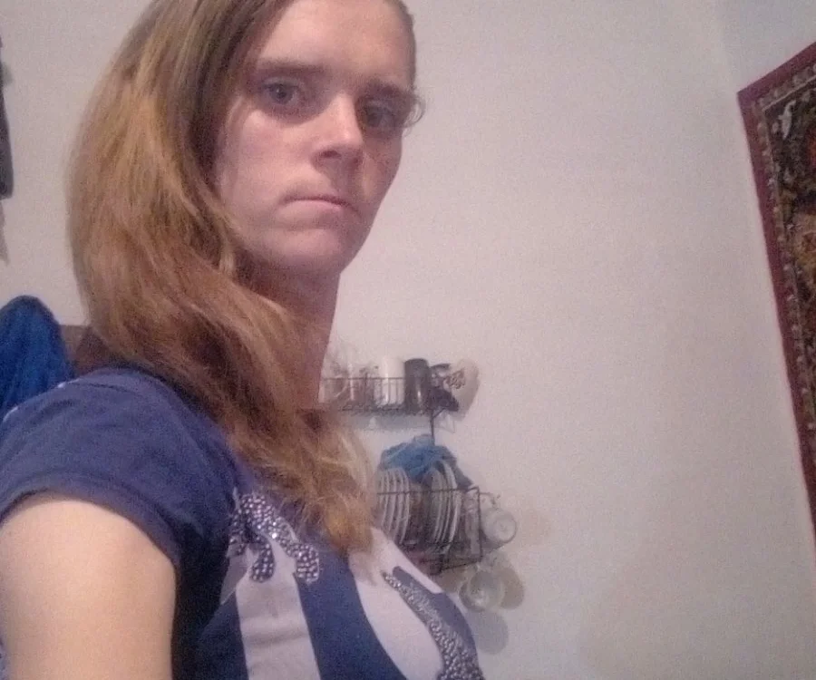 Lena_2898's Offline XXX Chat