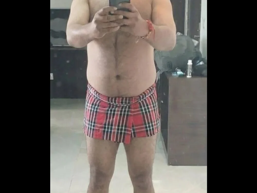 vardh033 离线XXX聊天