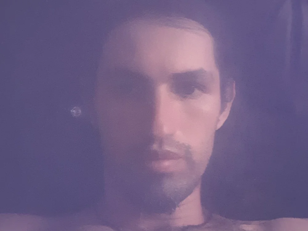 lucho_young offline chatrum