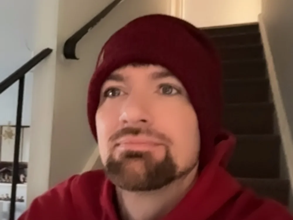 HAZE4DAYS' Offline Chat Room