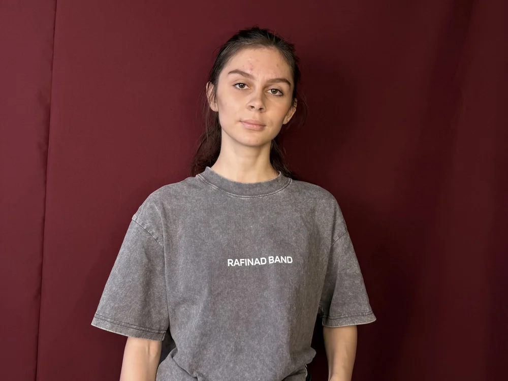 RenaeAndrew Adlı Modelin Çevrimdışı Sohbet Odası