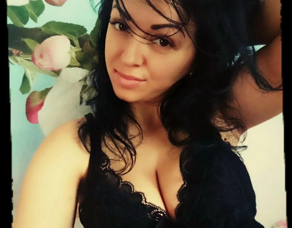 KiraMoor's Offline XXX Chat
