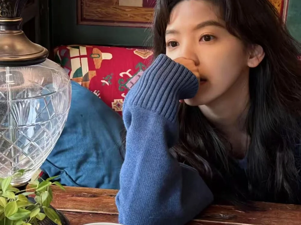 Liuyifei2005's Offline XXX Chat