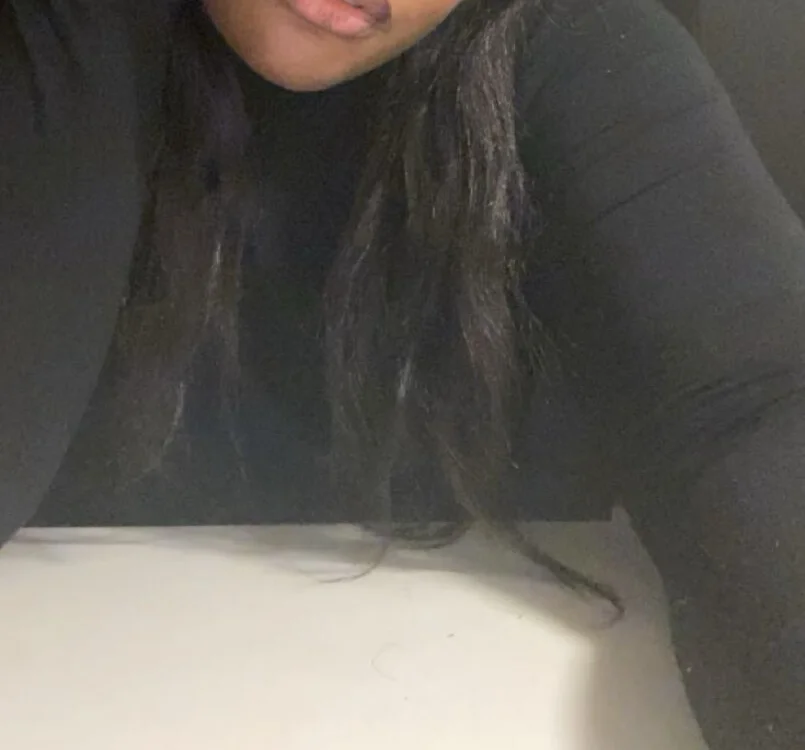 Kehlani8081 offline chatrum