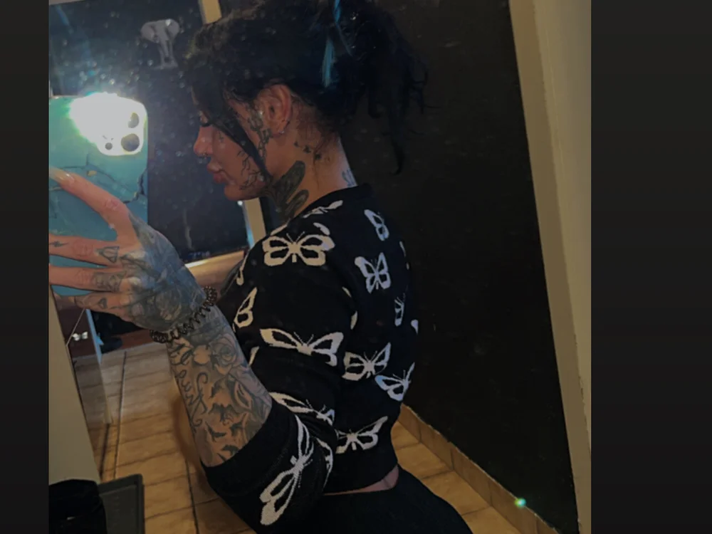chayamilax33's Offline XXX Chat