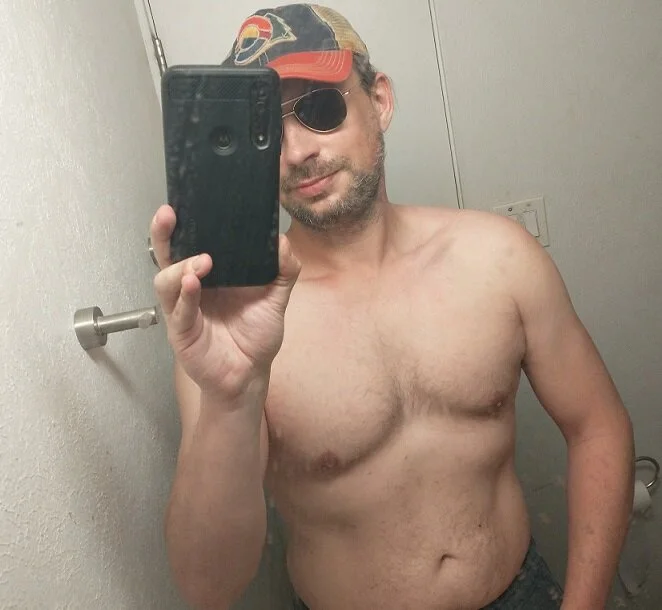 HunterVibesXXX offline chatrum