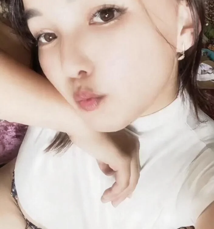 Aselyaa Obrolan XXX Offline