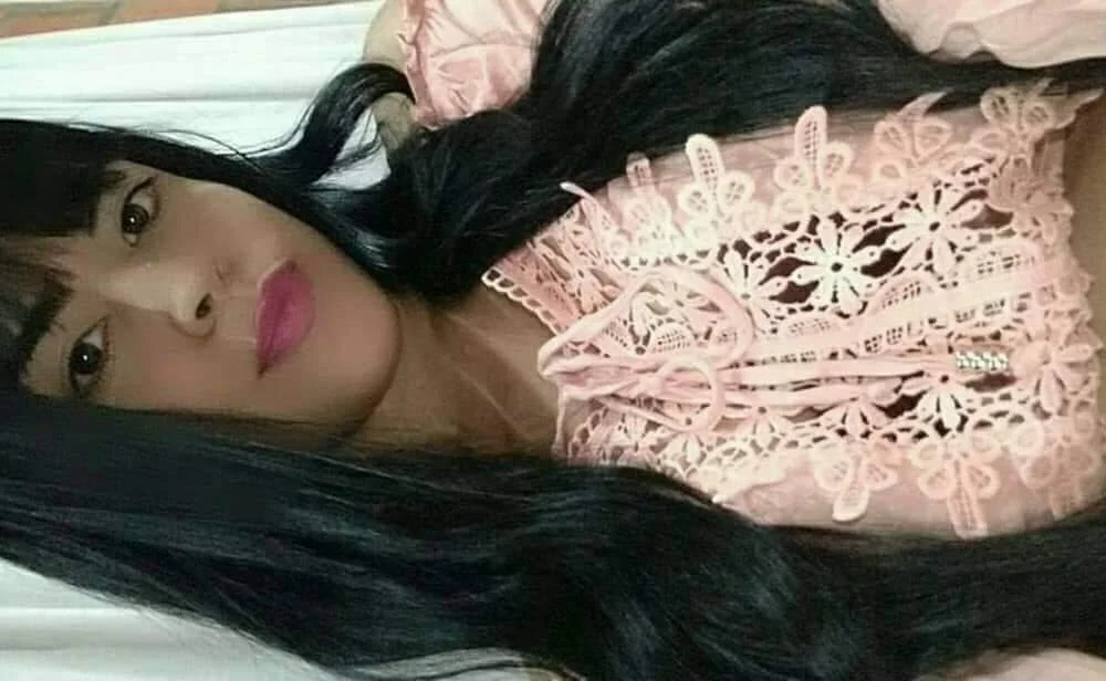 monserrat_22_'s Offline XXX Chat