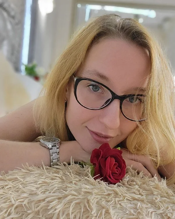 Offline chatovací místnost Claire_Vi