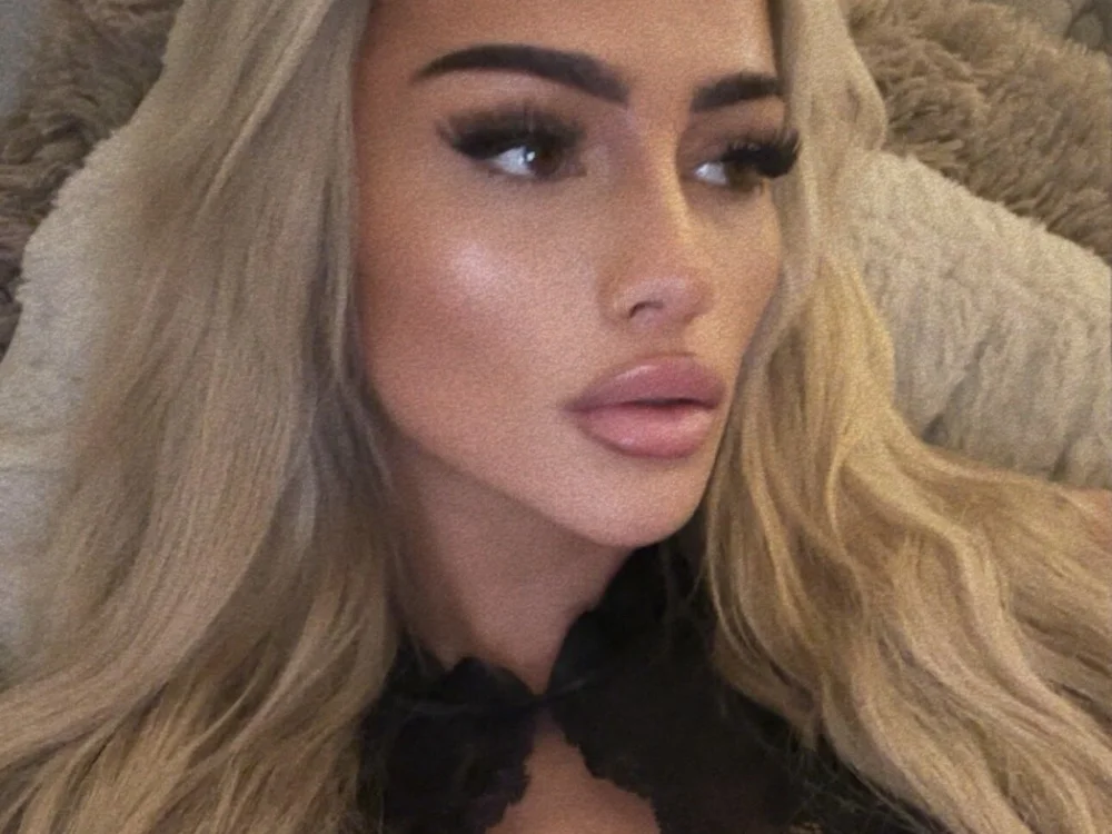 Офлайн-чат XXX BlondeBarbieXxxoo