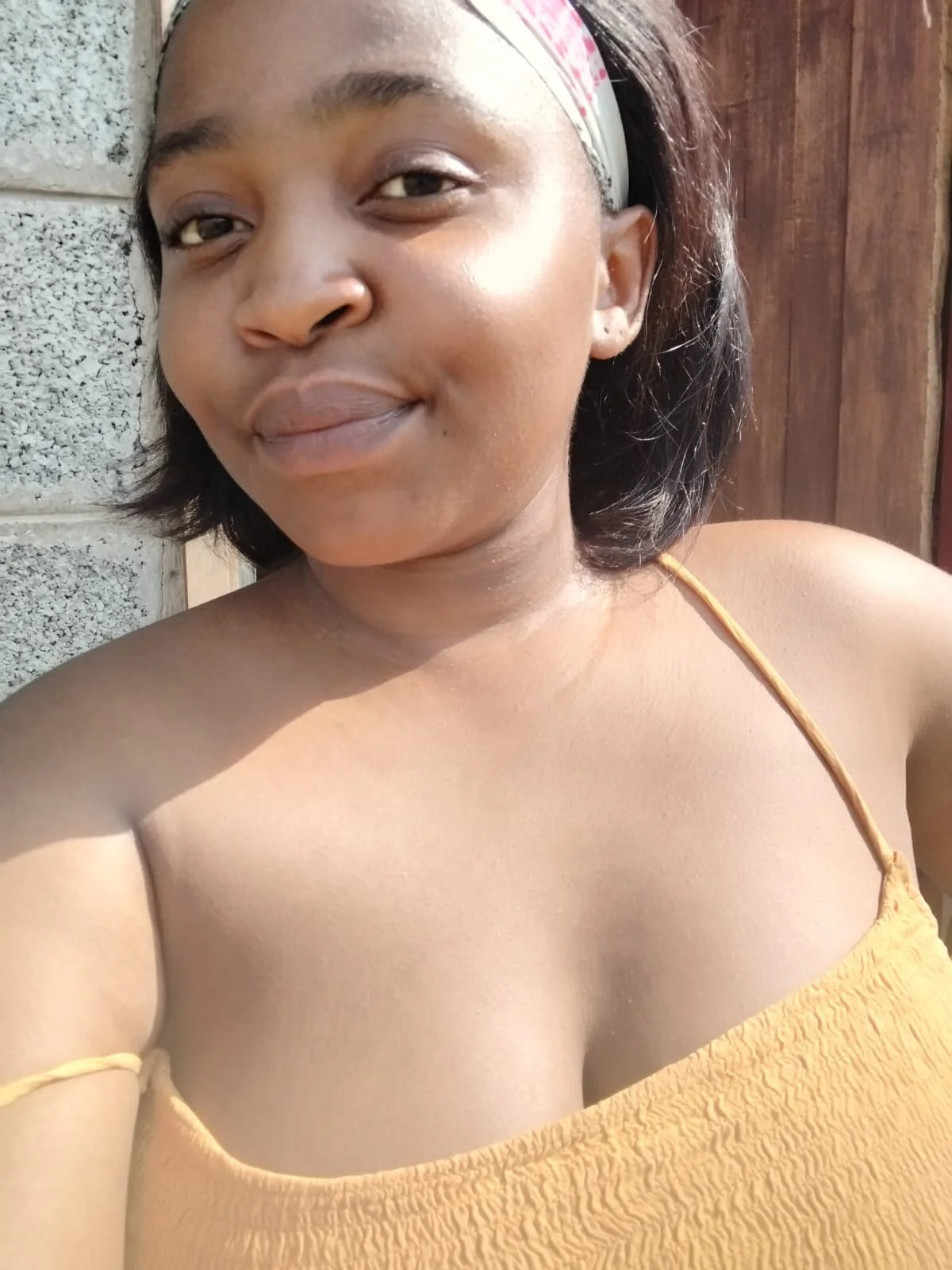 African_Busty live webcam
