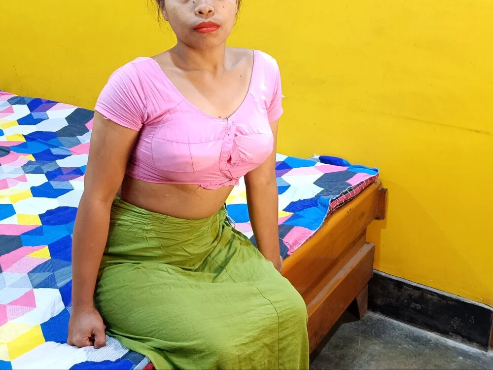 AssameseNibha offline XXX-chatje