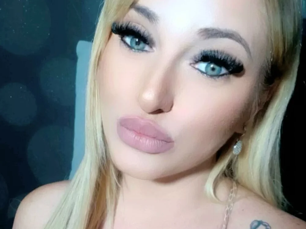 GodessJulia Live XXX-chat