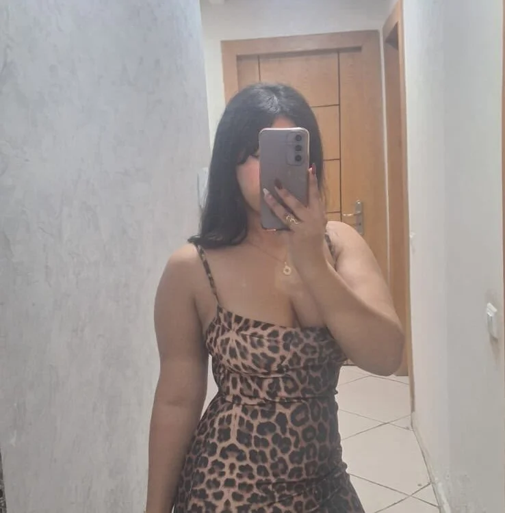 Sanaa_69のオフラインXXXチャット
