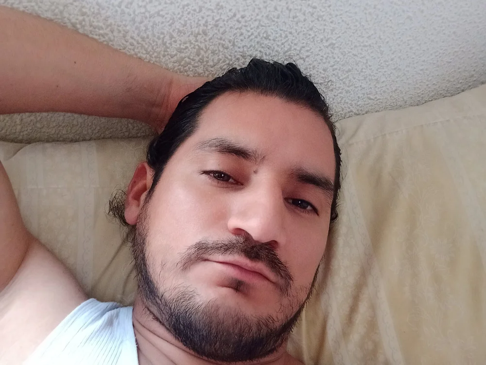 EriQuE180 offline chatrum