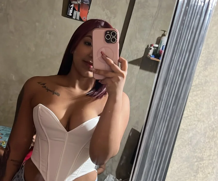 Scarlette_doll_n Offline XXX chat