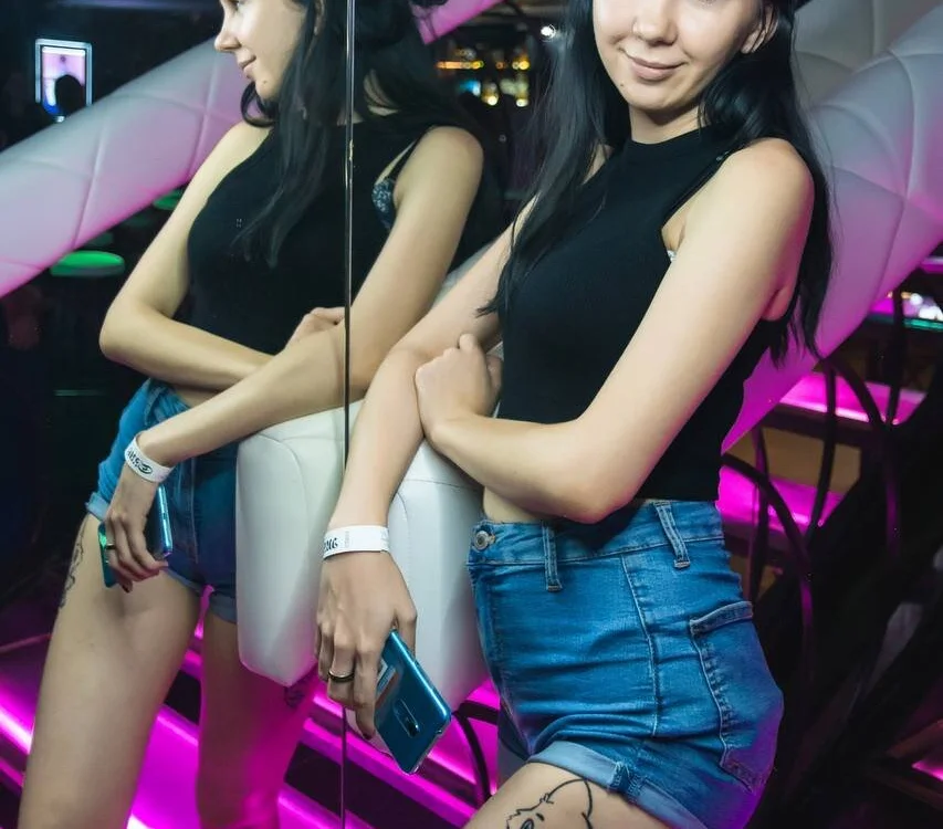 Offline chatovac í místnost SallyWardll