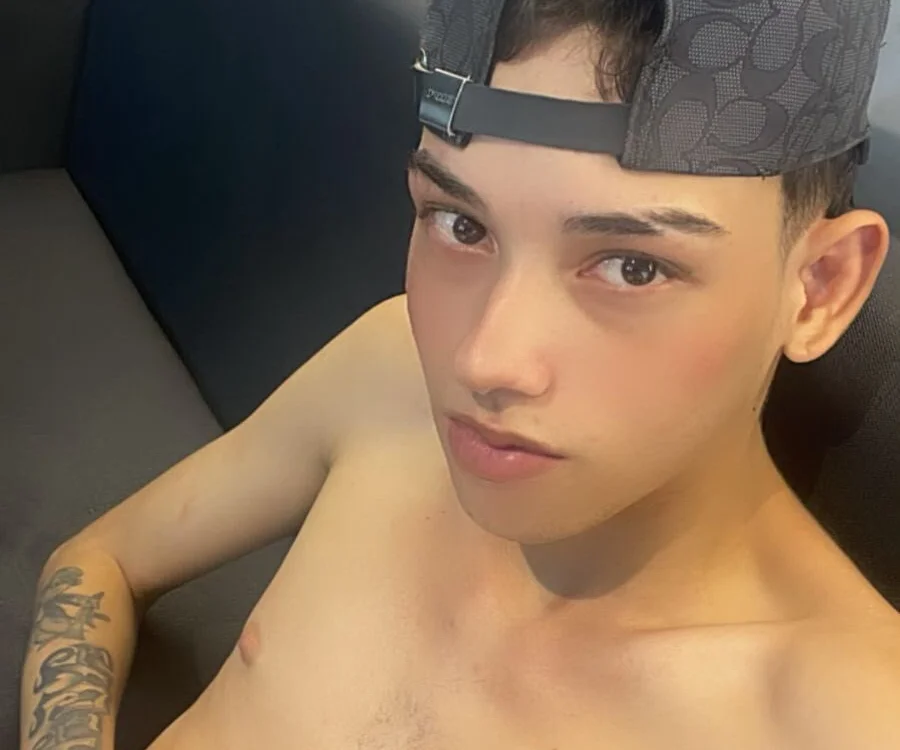Juan_Big_20 Offline XXX-chat