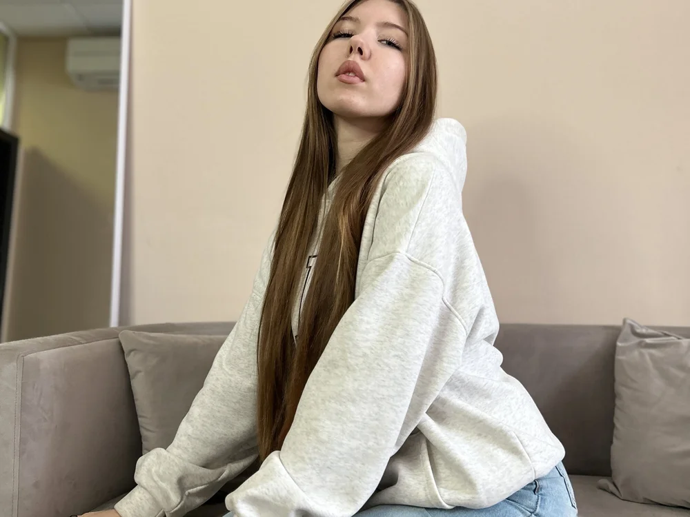 LeahRogers offline chatrum