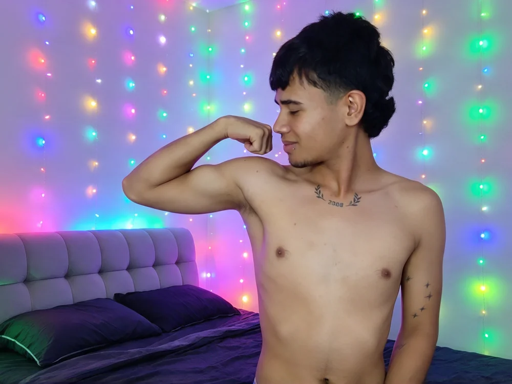 marek_sanchez Offline XXX-chat