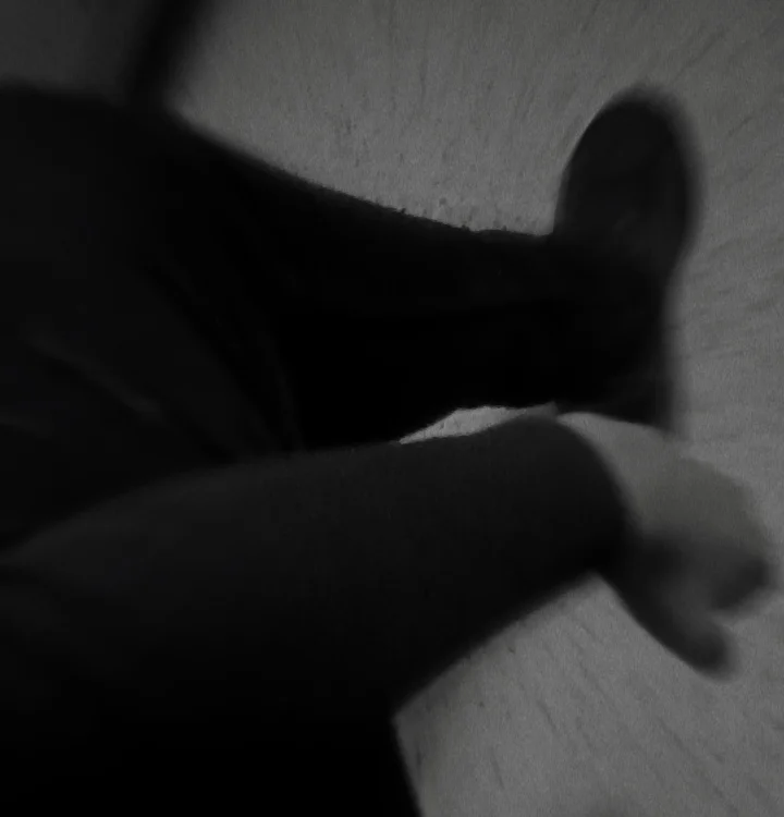 saifooo5363 Adlı Modelin Çevrimdışı XXX Sohbeti