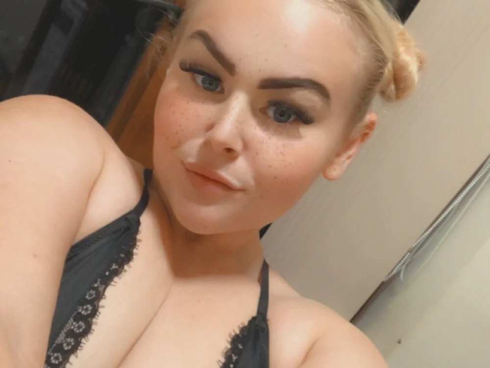 Beckyboo22 offline chatrum
