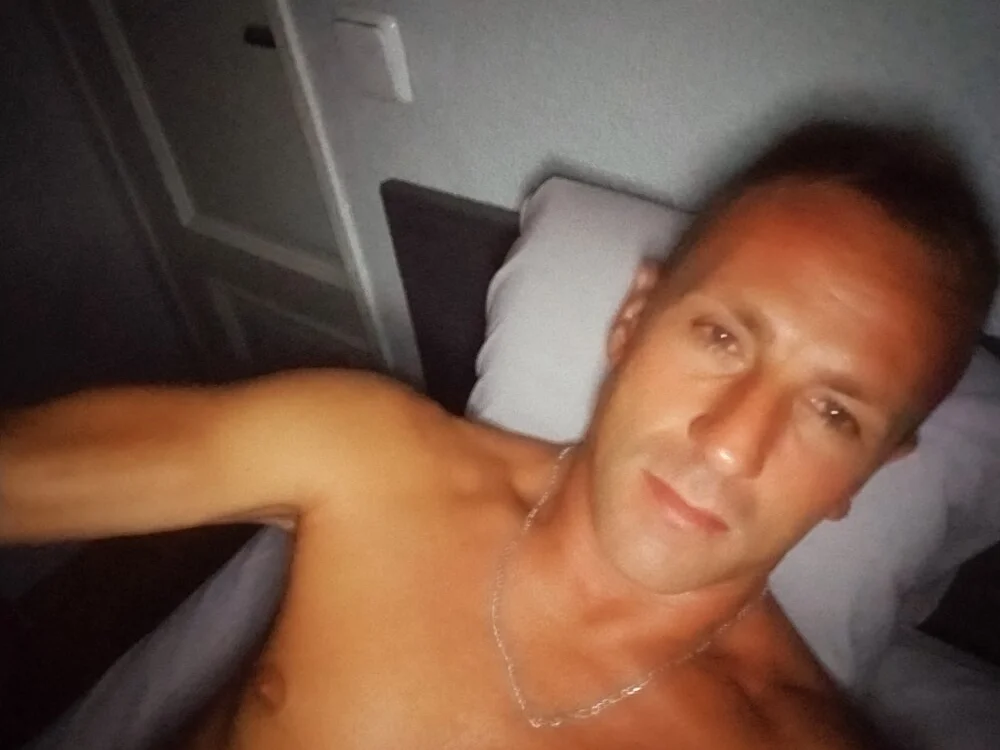 Jatlcd's Offline XXX Chat