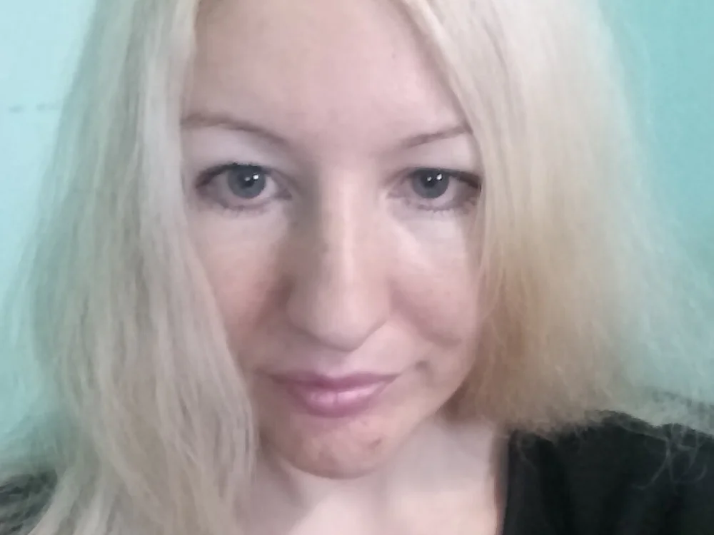WinterAndrea's Offline Chat Room