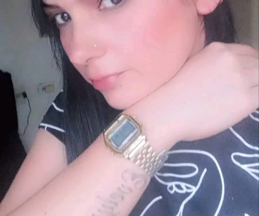 Verinica2020's Offline XXX Chat