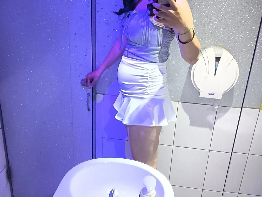 candy00009 离线XXX聊天