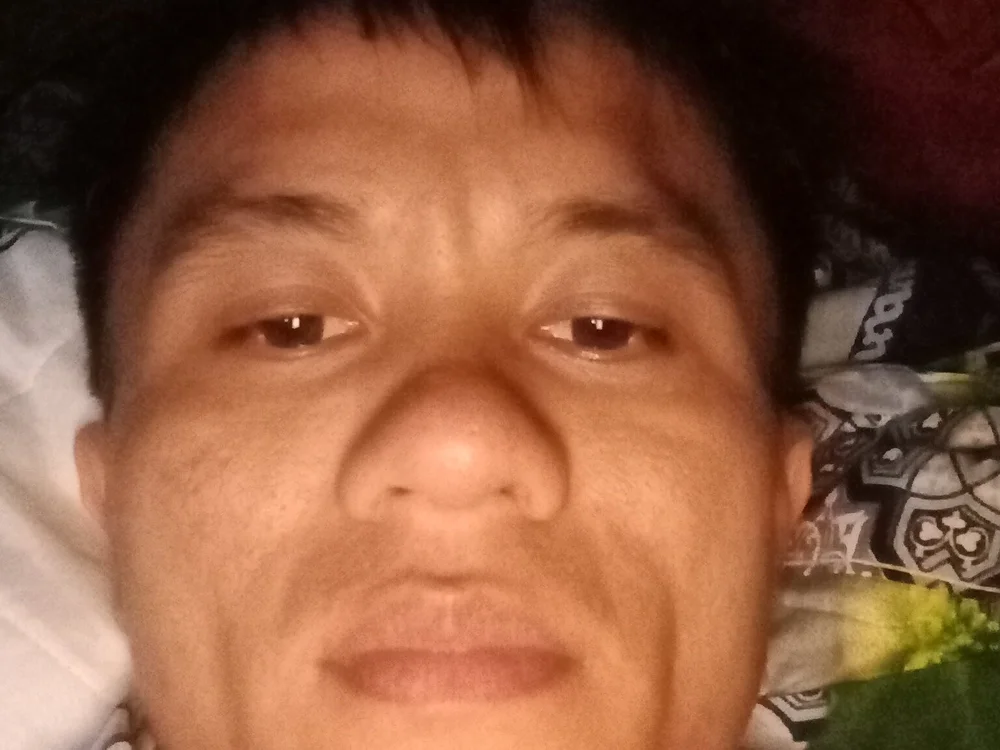 Zlaingo-cat000 離線 XXX 聊天