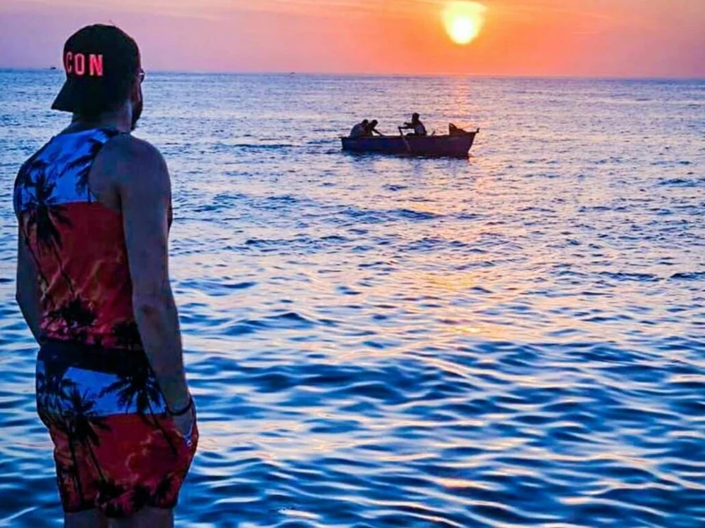 Sahraoui195 Chat XXX Ngoại tuyến