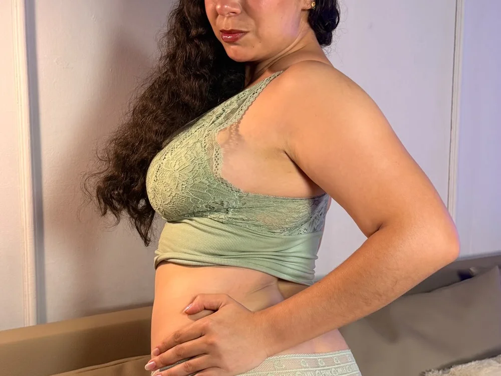 Amandacastilloo cover photo