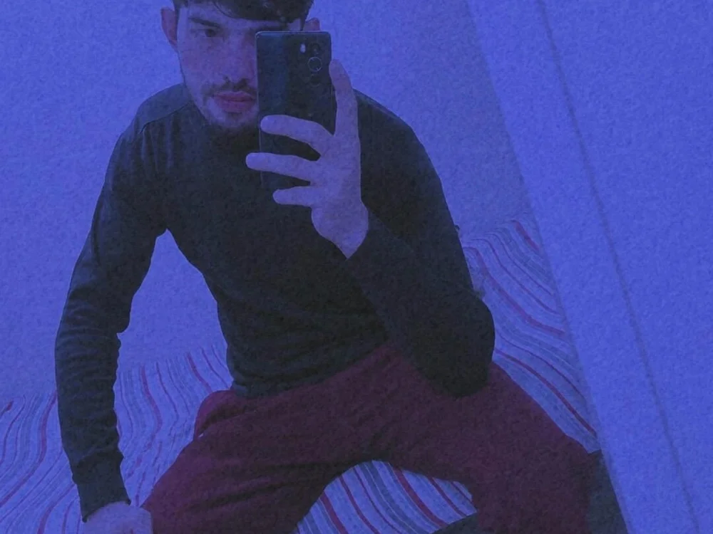 eduardo_official offline chatrum