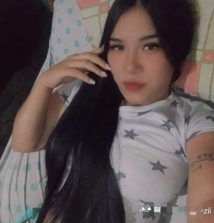 lorenaLoveq Offline XXX Chat