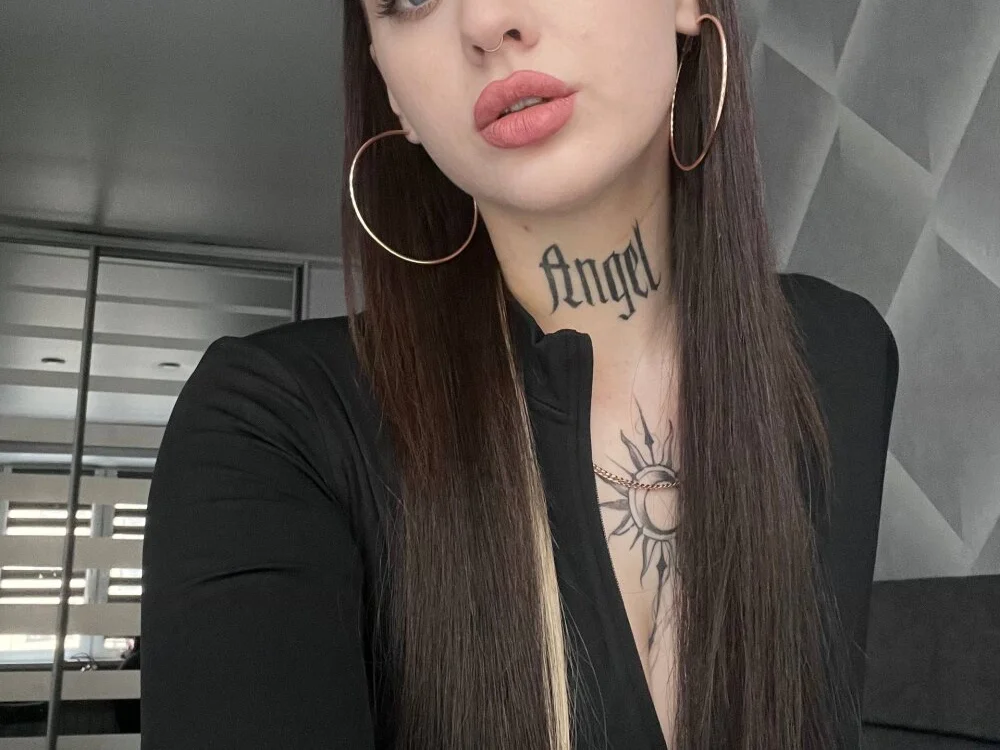 AliceRatakovsky Chat XXX offline