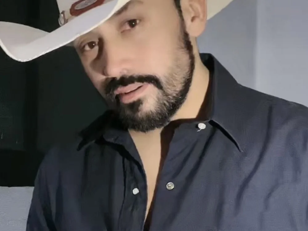 Megaboy24: офлайн-секс-чат