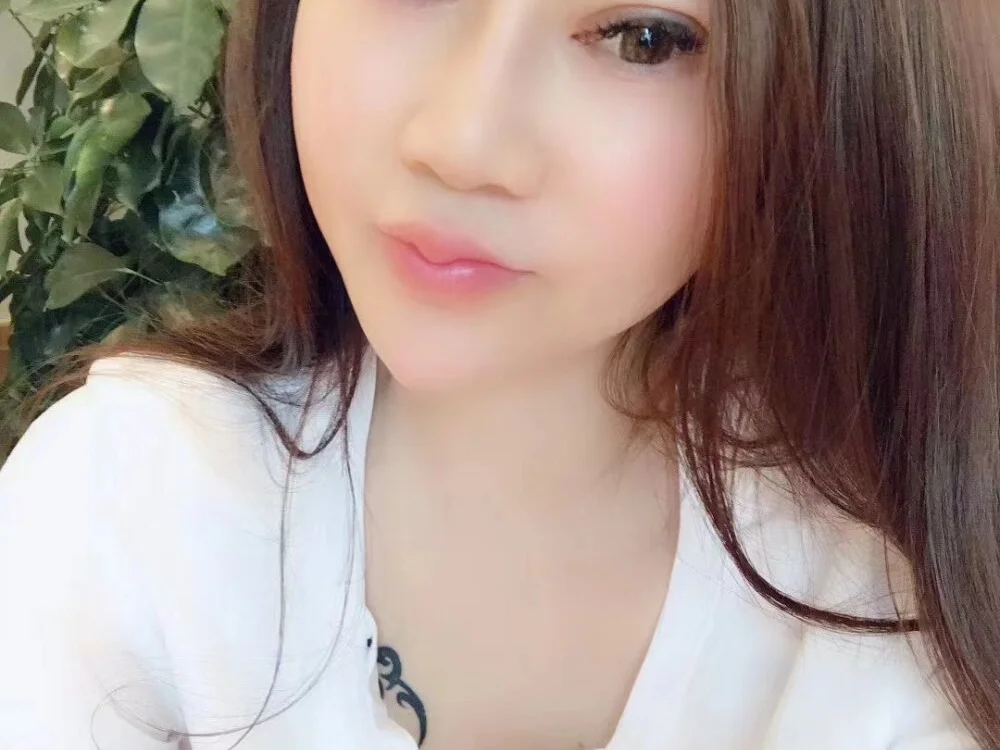 hoop659's Offline XXX Chat