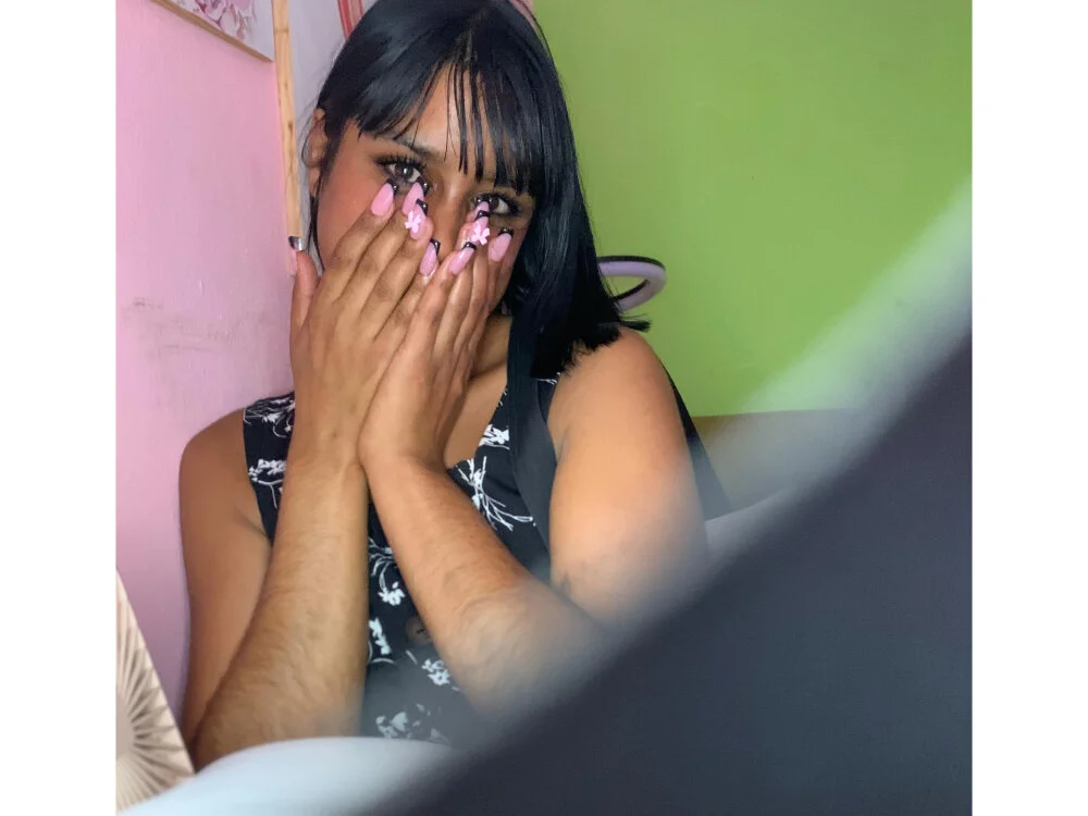 samsodien24 offline XXX-chat