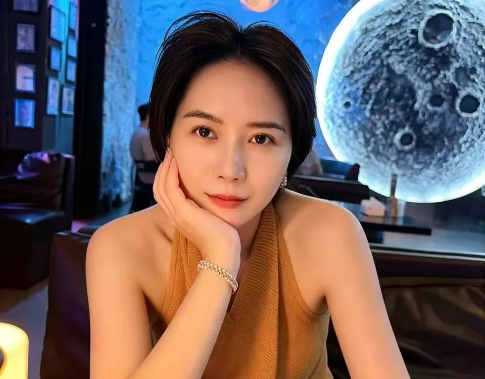 su456711 Chat XXX Ngoại tuyến