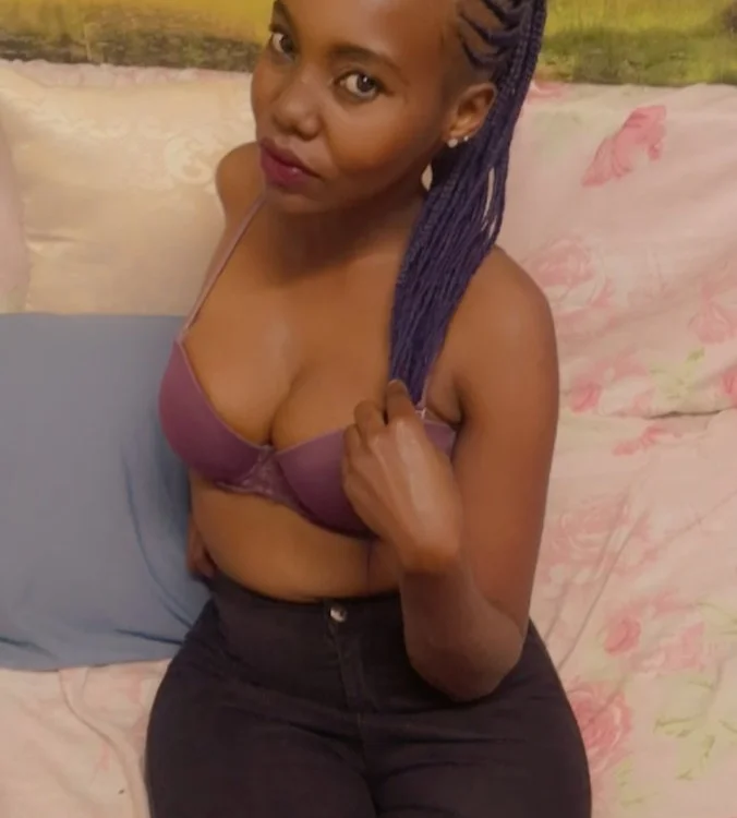 eboneygem's Offline XXX Chat