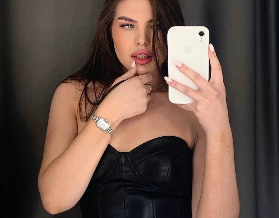 ShineSasha's Offline XXX Chat