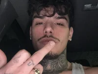 XXX chat uživo modela SNAKEARM