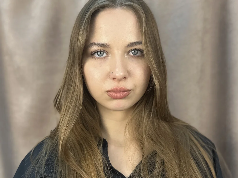 PrimroseDowlen's Offline Chat Room