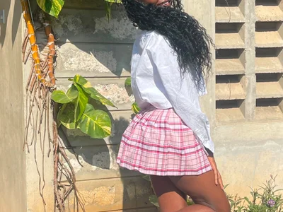Black-omber Female Masturbationteens Live Cam Chat