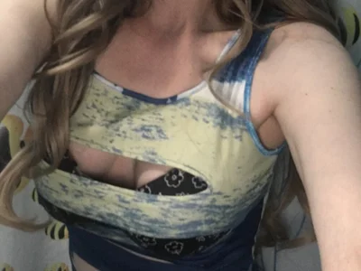 Snejnaya on StripChat