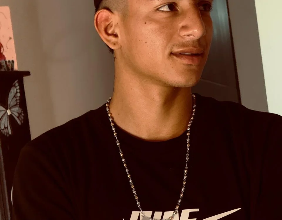 Gohenyi21 오프라인 XXX 채팅